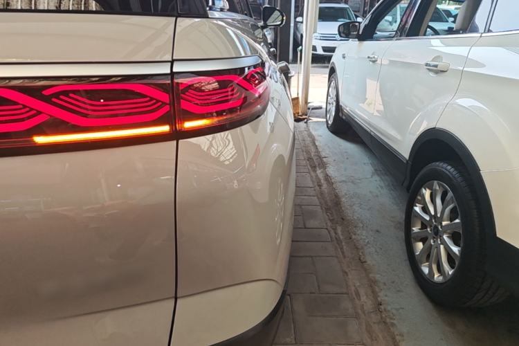 Used BYD Frigate 07 2023 DM-i 205KM Flagship Model Right Rear Taillight