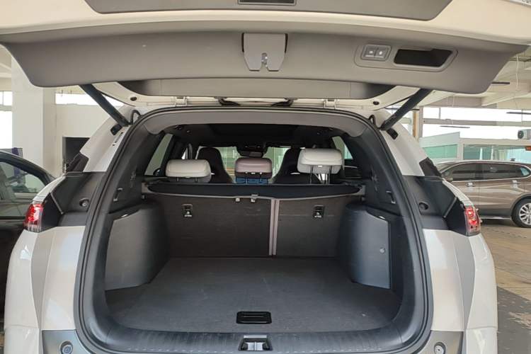 Used BYD Frigate 07 2023 DM-i 100KM Prestige Model Trunk
