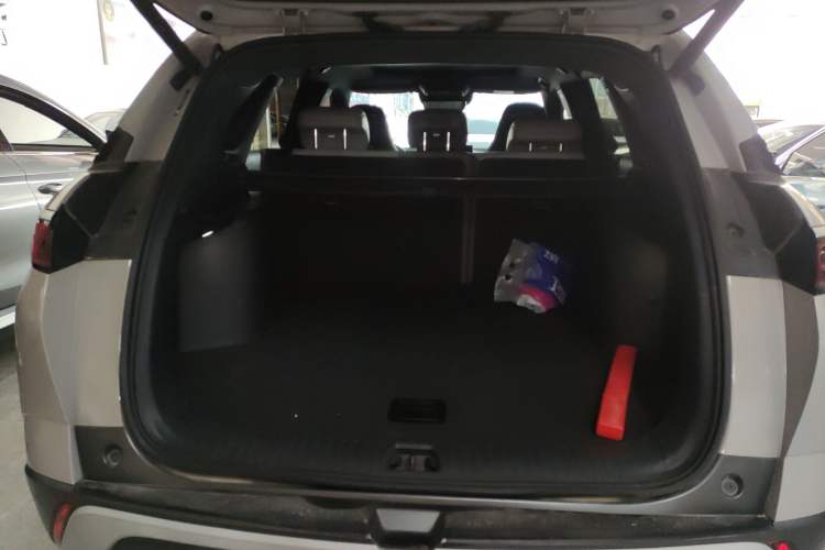 Used BYD Frigate 07 2023 DM-i 100KM Prestige Model Trunk