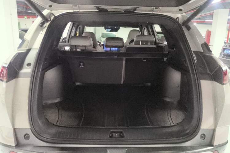 Used BYD Frigate 07 2023 DM-i 100KM Flagship Model Trunk