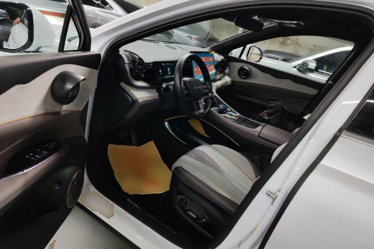 Used BYD Frigate 07 2023 DM-i 205KM Prestige Model Driver Seat