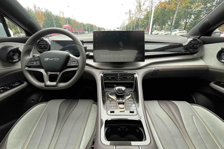 Used BYD Frigate 07 2023 DM-i 100KM Prestige Model Gear Lever
