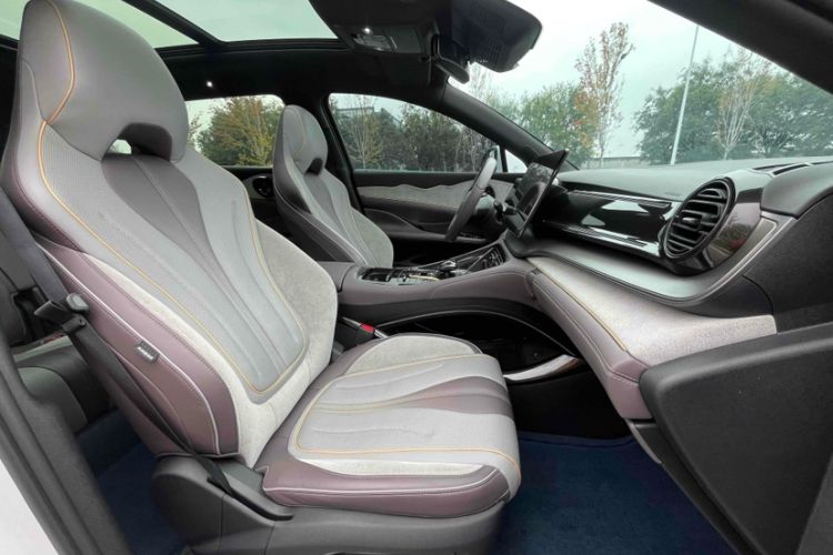 Used BYD Frigate 07 2023 DM-i 100KM Prestige Model Interior 11