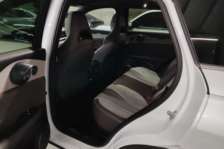 Used BYD Frigate 07 2023 DM-i 205KM Prestige Model Left Rear Seat