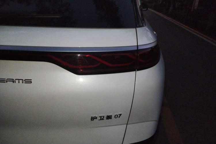 Used BYD Frigate 07 2023 DM-i 100KM Flagship Model Right Rear Taillight