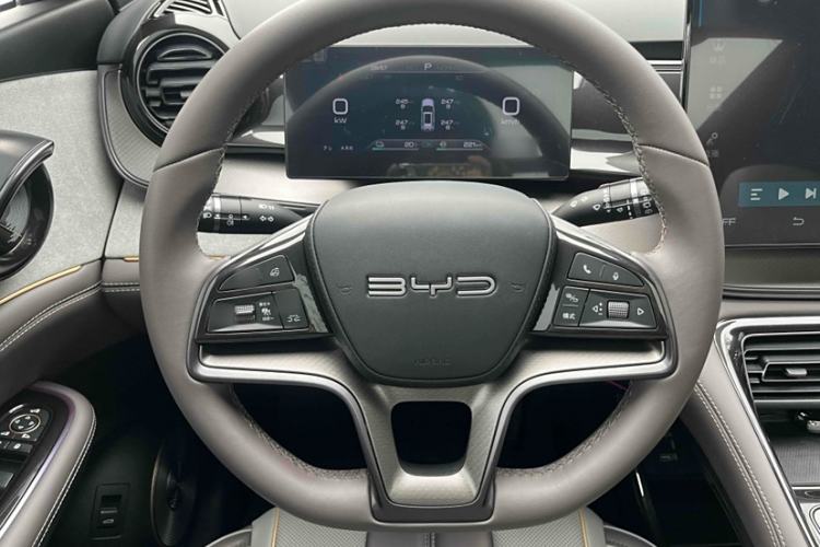 Used BYD Frigate 07 2023 DM-i 100KM Prestige Model Steering Wheel