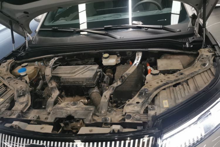 Used BYD Frigate 07 2023 DM-i 100KM Flagship Model Engine Bay