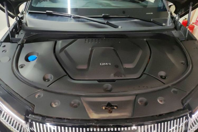 Used BYD Frigate 07 2024 HONOR Edition DM-i 100KM Luxury Model Engine Bay