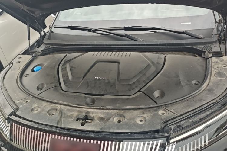 Used BYD Frigate 07 2024 HONOR Edition DM-i 100KM Luxury Model Engine Bay