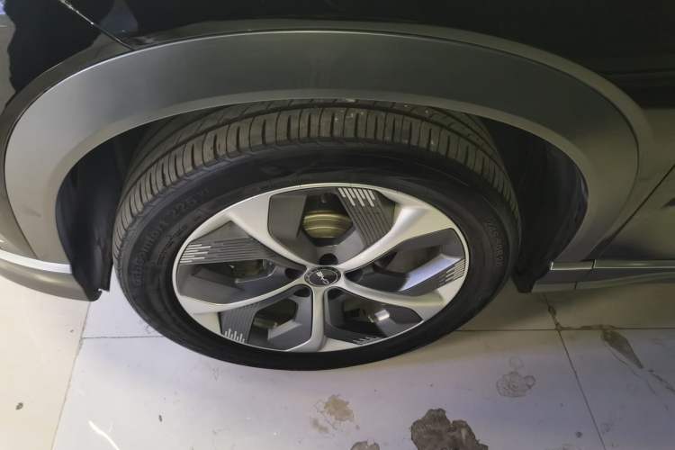 Used BYD Frigate 07 2024 HONOR Edition DM-i 100KM Luxury Model Exterior 4
