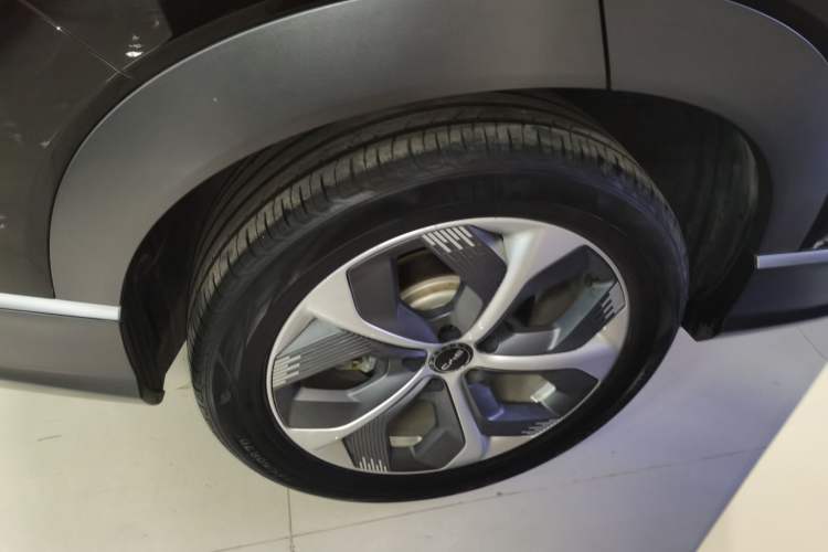 Used BYD Frigate 07 2024 HONOR Edition DM-i 100KM Luxury Model Exterior 5