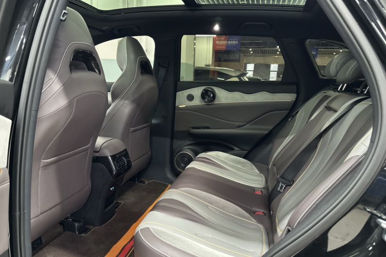 Used BYD Frigate 07 2024 HONOR Edition DM-i 100KM Luxury Model Headliner