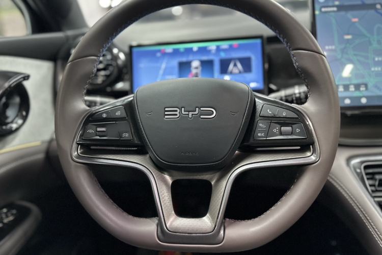 Used BYD Frigate 07 2024 HONOR Edition DM-i 100KM Luxury Model Steering Wheel
