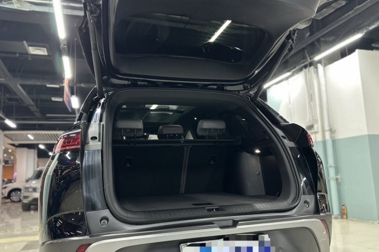 Used BYD Frigate 07 2024 HONOR Edition DM-i 100KM Luxury Model Trunk