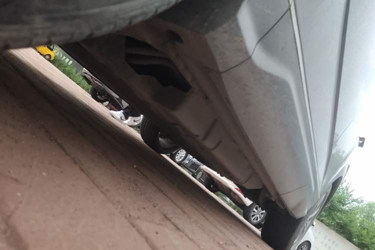 Used BYD Frigate 07 2024 HONOR Edition DM-i 205KM Flagship Model Chassis Front Left