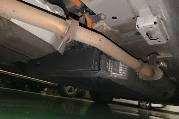 Used BYD Frigate 07 2024 HONOR Edition DM-i 205KM Flagship Model Chassis Rear Right