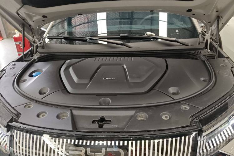 Used BYD Frigate 07 2024 HONOR Edition DM-i 205KM Flagship Model Engine Bay