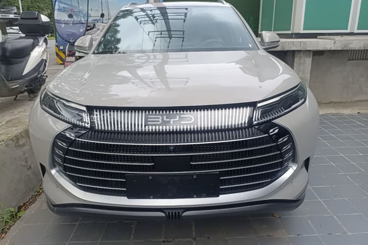 Used BYD Frigate 07 2024 HONOR Edition DM-i 205KM Flagship Model Front