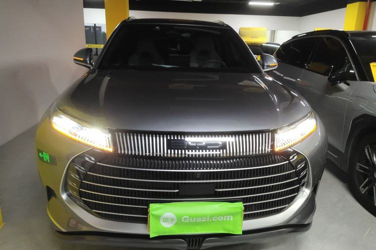Used BYD Frigate 07 2024 HONOR Edition DM-i 100KM Luxury Model Front