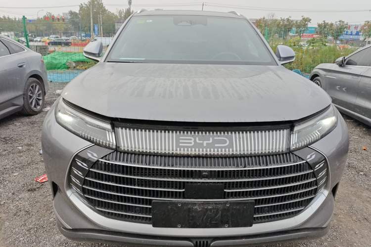 Used BYD Frigate 07 2024 HONOR Edition DM-i 205KM Flagship Model Front