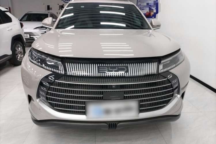 Used BYD Frigate 07 2024 HONOR Edition DM-i 205KM Flagship Model Front