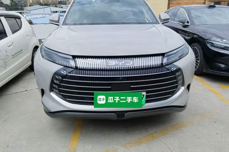 Used BYD Frigate 07 2024 HONOR Edition DM-i 205KM Flagship Model Front