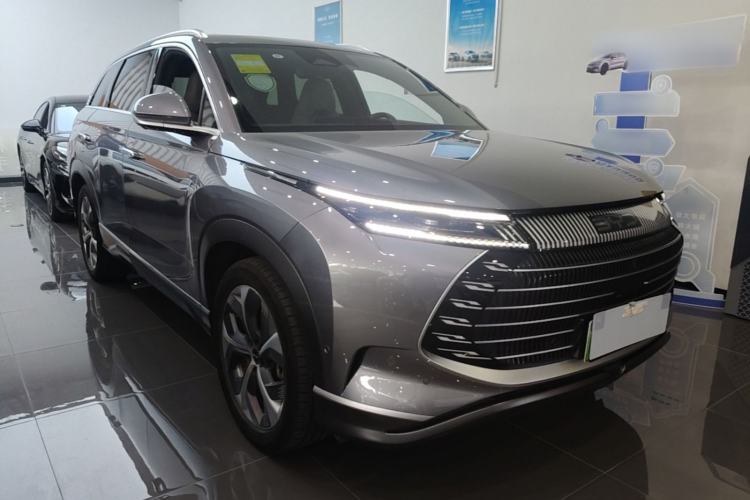 Used BYD Frigate 07 2024 HONOR Edition DM-i 205KM Flagship Model Front Right 45 Deg