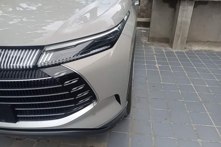 Used BYD Frigate 07 2024 HONOR Edition DM-i 205KM Flagship Model Left Front Headlight