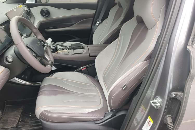 Used BYD Frigate 07 2024 HONOR Edition DM-i 100KM Luxury Model Left Front Seat