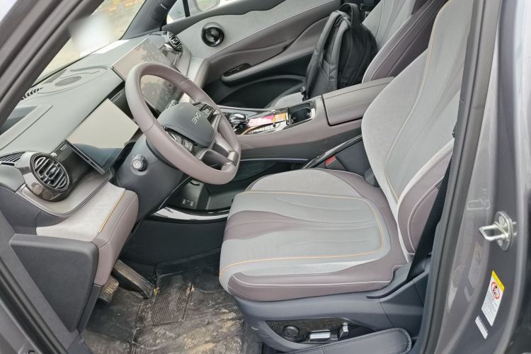 Used BYD Frigate 07 2024 HONOR Edition DM-i 205KM Flagship Model Left Front Seat