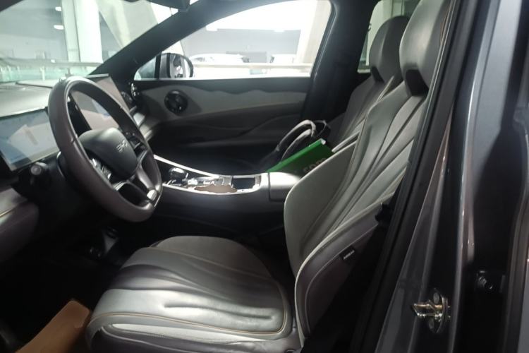 Used BYD Frigate 07 2024 HONOR Edition DM-i 205KM Flagship Model Left Front Seat