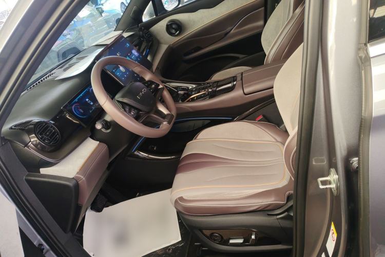 Used BYD Frigate 07 2024 HONOR Edition DM-i 100KM Luxury Model Left Front Seat