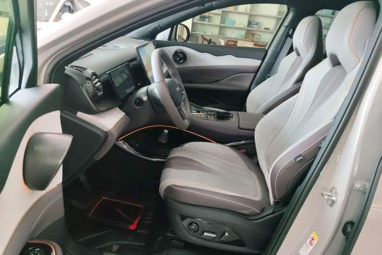 Used BYD Frigate 07 2024 Honor Edition DM-i 100KM Prestige Model Left Front Seat