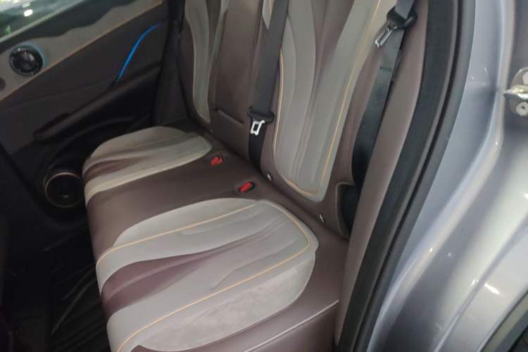 Used BYD Frigate 07 2024 HONOR Edition DM-i 205KM Flagship Model Left Rear Seat