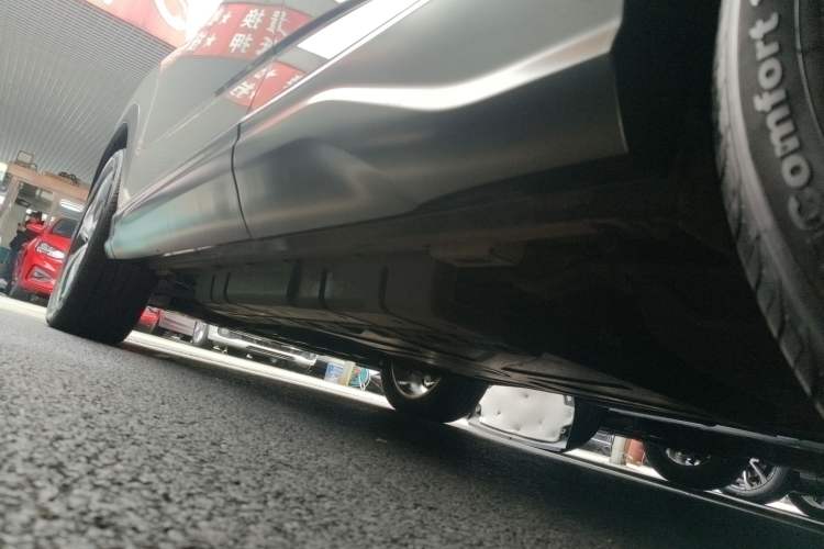 Used BYD Frigate 07 2024 HONOR Edition DM-i 100KM Luxury Model Left Side Sill