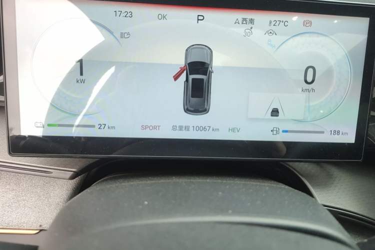 Used BYD Frigate 07 2024 HONOR Edition DM-i 205KM Flagship Model Odometer Close Up