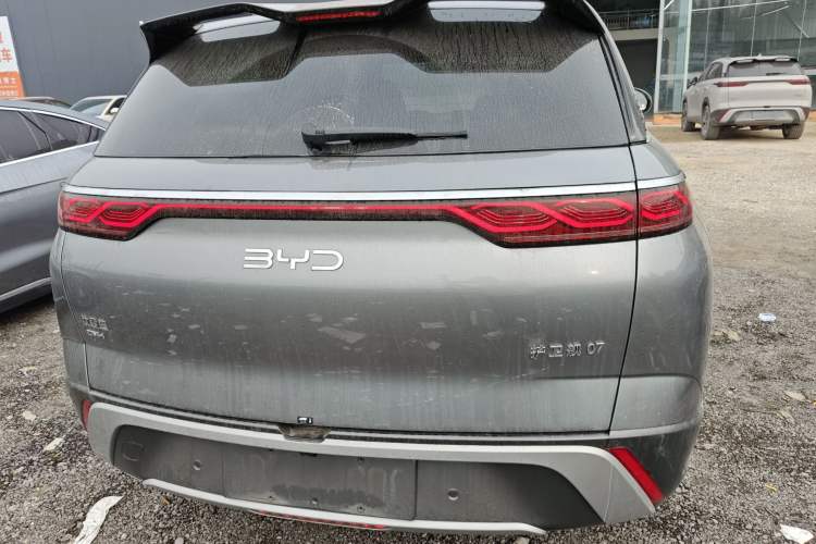 Used BYD Frigate 07 2024 HONOR Edition DM-i 205KM Flagship Model Rear