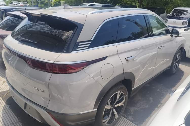 Used BYD Frigate 07 2024 HONOR Edition DM-i 100KM Elite Model Rear Right 45 Deg