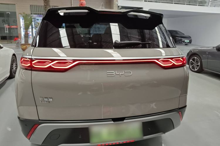 Used BYD Frigate 07 2024 HONOR Edition DM-i 205KM Flagship Model Rear