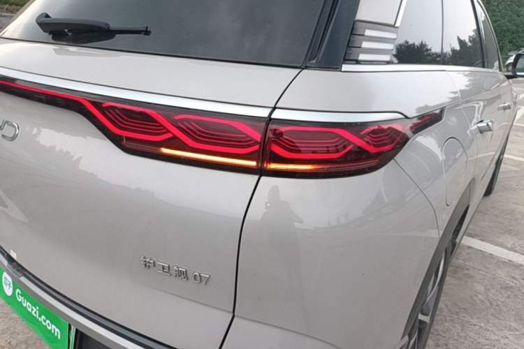Used BYD Frigate 07 2024 HONOR Edition DM-i 205KM Flagship Model Right Rear Taillight