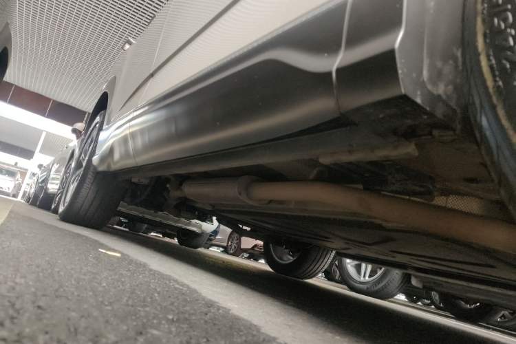 Used BYD Frigate 07 2024 HONOR Edition DM-i 100KM Luxury Model Right Side Sill