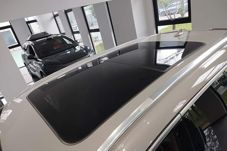 Used BYD Frigate 07 2024 Honor Edition DM-p 175KM All-Wheel-Drive Flagship Model Roof