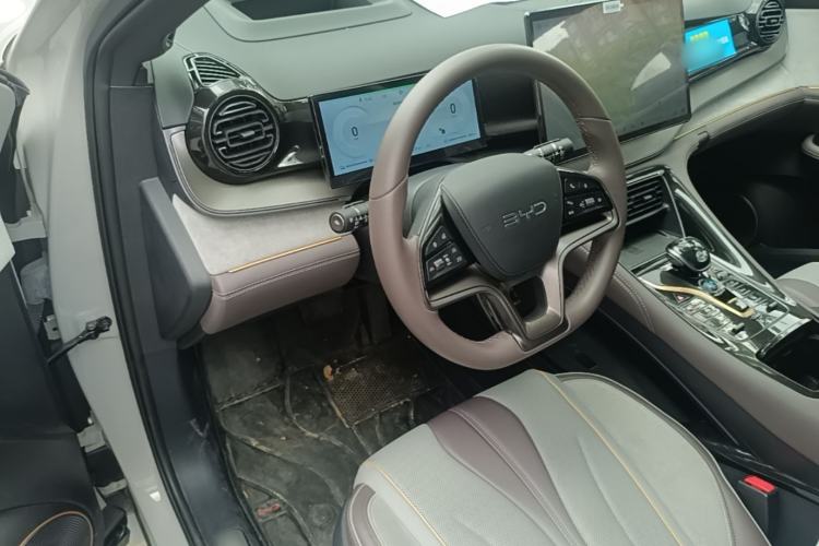 Used BYD Frigate 07 2024 HONOR Edition DM-i 205KM Flagship Model Steering Wheel