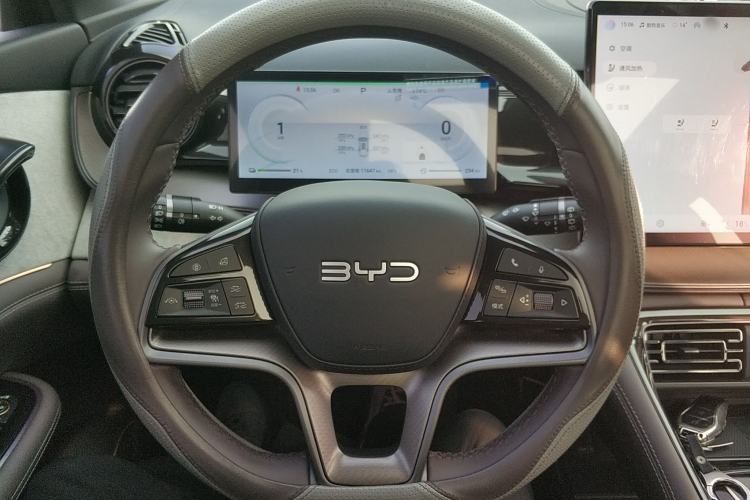 Used BYD Frigate 07 2024 HONOR Edition DM-i 100KM Luxury Model Steering Wheel