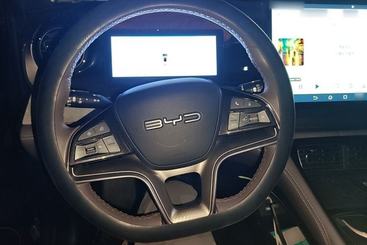 Used BYD Frigate 07 2024 Honor Edition DM-i 100KM Prestige Model Steering Wheel