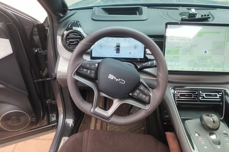 Used BYD Frigate 07 2024 HONOR Edition DM-i 205KM Flagship Model Steering Wheel