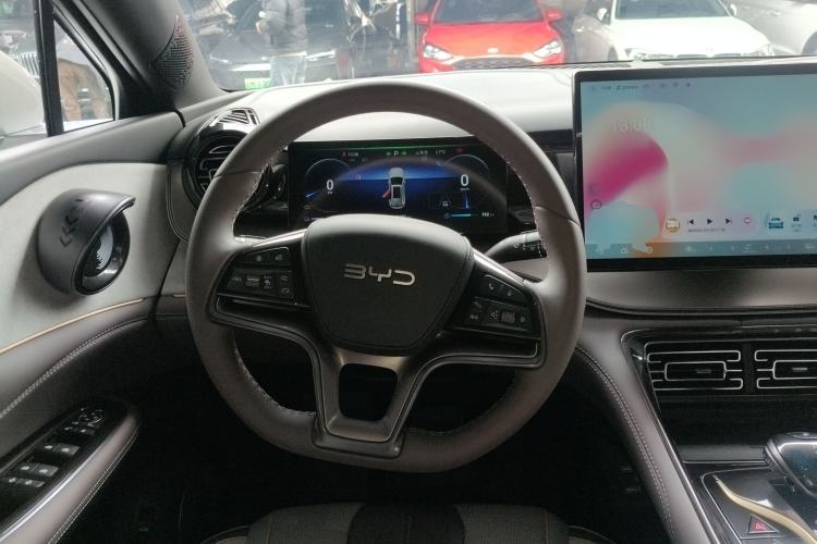 Used BYD Frigate 07 2024 HONOR Edition DM-i 100KM Luxury Model Steering Wheel