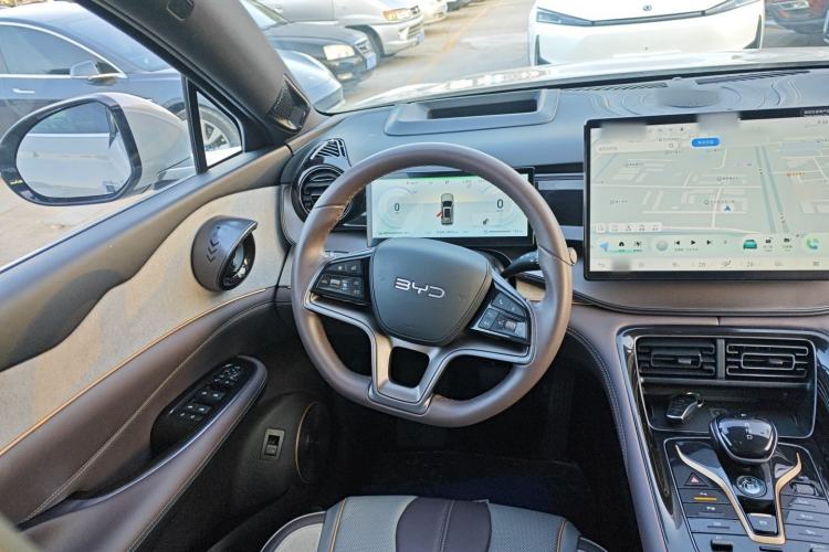 Used BYD Frigate 07 2024 HONOR Edition DM-i 205KM Flagship Model Steering Wheel