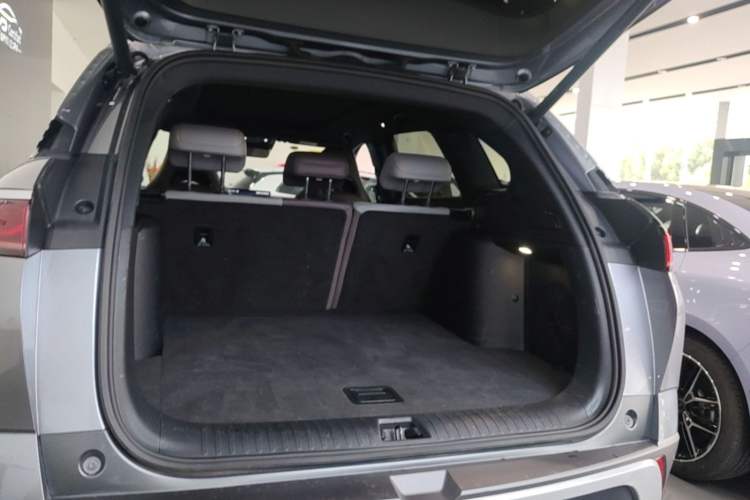 Used BYD Frigate 07 2024 HONOR Edition DM-i 205KM Flagship Model Trunk