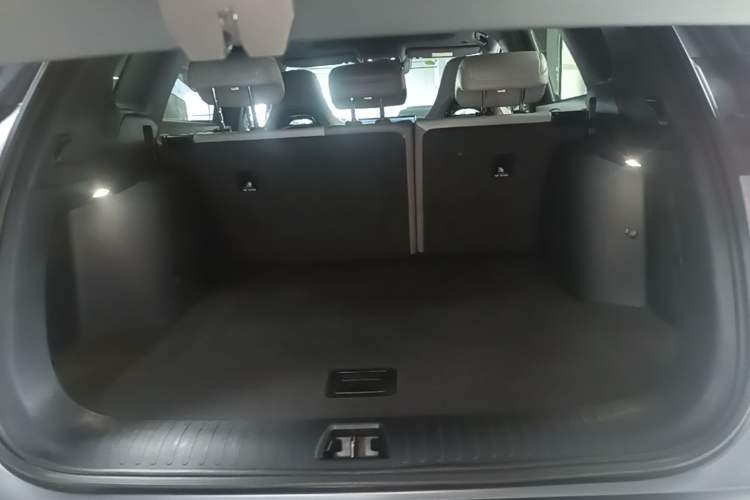 Used BYD Frigate 07 2024 HONOR Edition DM-i 205KM Flagship Model Trunk